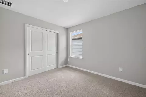 Bedroom - 13018 Sunseed St, Parrish, FL 34219 photo 4 of 5