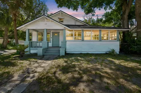 1002 23rd St W, Bradenton, FL 34205