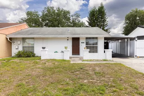 8602 Briar Grove Cir, Tampa, FL 33615