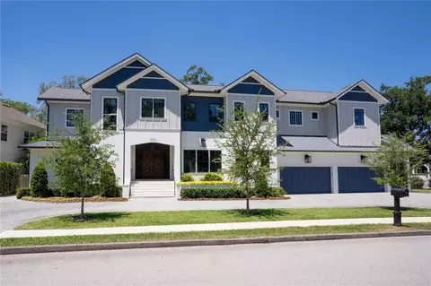 4402 W Beach Park Dr, Tampa, FL 33609