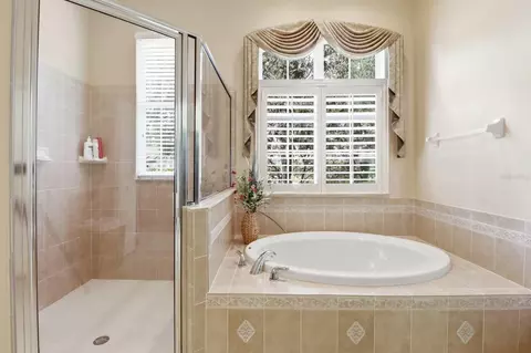 Bath - 1239 W Beagle Run Loop, Hernando, FL 34442 photo 1 of 5