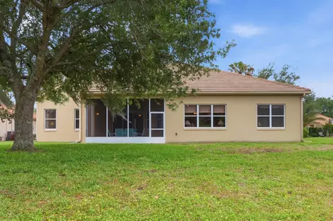 Exterior - 1239 W Beagle Run Loop, Hernando, FL 34442 photo 5 of 6