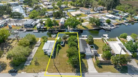14905 Old Dixie Hwy, Hudson, FL 34667