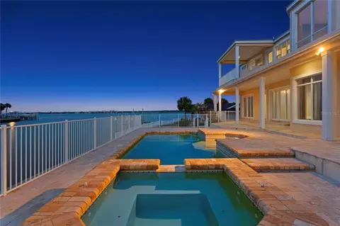 215 Harrison Ave, Belleair Beach, FL 33786