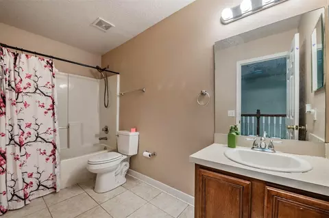 Bath - 10945 Subtle Trail Dr, Riverview, FL 33569 photo 1 of 4