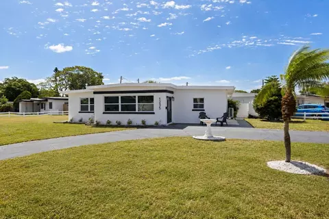 1235 45th St N, Saint Petersburg, FL 33713