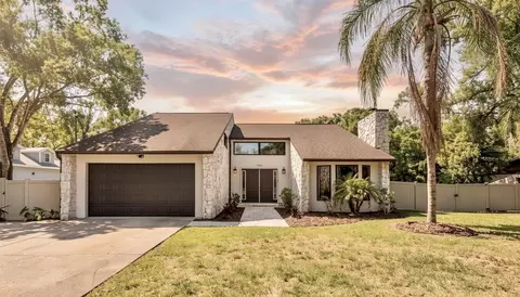 3304 Moran Rd, Tampa, FL 33618