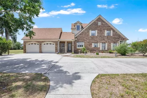 2105 Clubhouse Rd, Lakeland, FL 33813