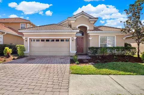 Exterior - 18019 Java Isle Dr, Tampa, FL 33647 photo 3 of 11