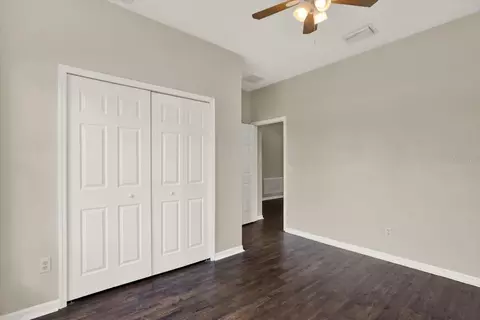 Bedroom - 18019 Java Isle Dr, Tampa, FL 33647 photo 4 of 7