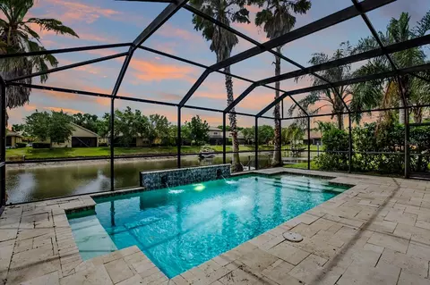 Exterior - 18019 Java Isle Dr, Tampa, FL 33647 photo 2 of 11