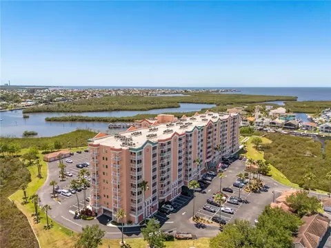 4516 Seagull Dr #302, New Port Richey, FL 34652