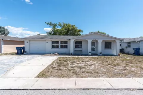 3352 Seffner Dr, Holiday, FL 34691