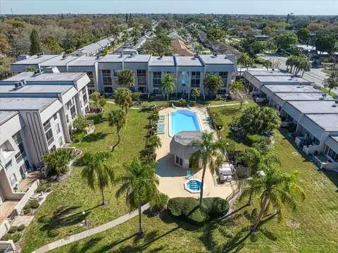 8693 Bardmoor Blvd #205B, Seminole, FL 33777
