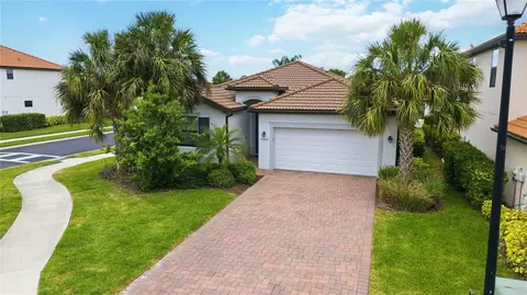 19345 Cruise Dr, Venice, FL 34292