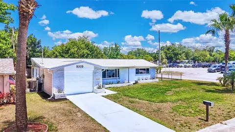 5325 Devries Dr, New Port Richey, FL 34652