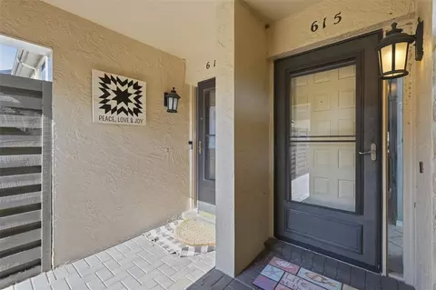 3163 Landmark Dr #615, Clearwater, FL 33761