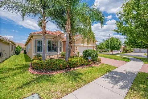 4853 Grand Banks Dr, Wimauma, FL 33598