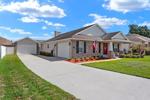 1206 Spotted Lilac Ln, Plant City, FL 33563