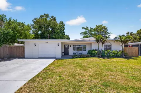 605 Mehlenbacher Rd, Belleair Bluffs, FL 33770