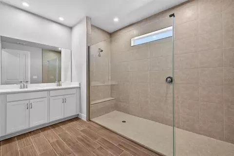 Bath - 12446 49th St E, Parrish, FL 34219 photo 2 of 3