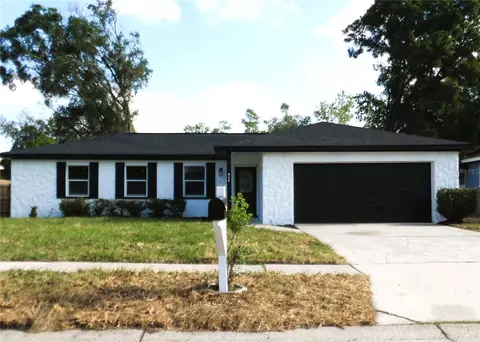 614 Huntington St, Brandon, FL 33511