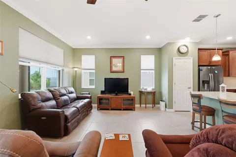 Living - 9958 SW 97th Ln, Ocala, FL 34481 photo 1 of 2