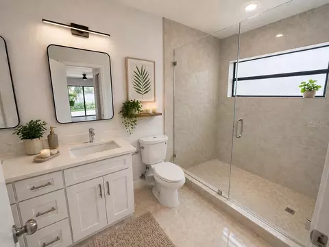 Bath - 6310 Shalimar Ave, Spring Hill, FL 34608 photo 1 of 6