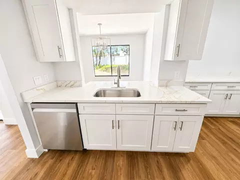 Kitchen - 6310 Shalimar Ave, Spring Hill, FL 34608 photo 3 of 7
