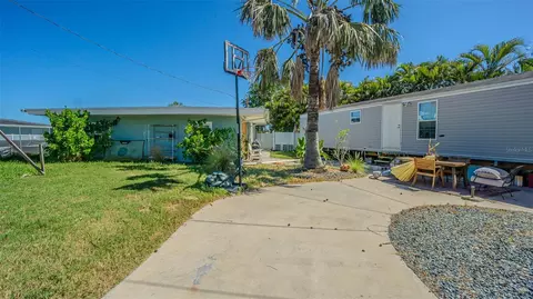 Exterior - 16101 4th St E, Redington Beach, FL 33708 photo 3 of 8