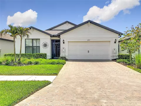 2462 Gabel Oak Dr, North Port, FL 34289