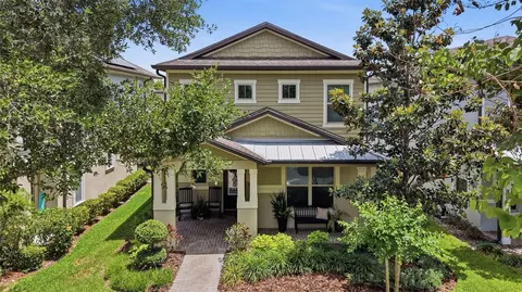 5920 Village Center Dr, Lithia, FL 33547