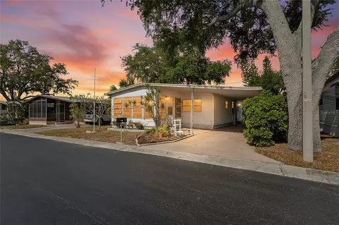 6950 46th Ave N #1, Saint Petersburg, FL 33709