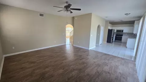 Living - 12914 Brant Tree Dr, Riverview, FL 33579 photo 2 of 3