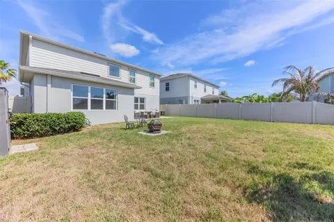 Exterior - 12349 Blue Pacific Dr, Riverview, FL 33579 photo 6 of 8