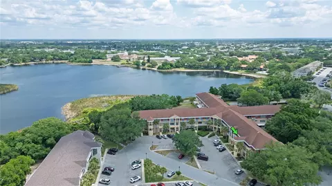 2021 Shangrila Dr #56, Clearwater, FL 33763
