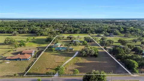 View/Area - 20138 Bowman Rd, Spring Hill, FL 34610 photo 2 of 4