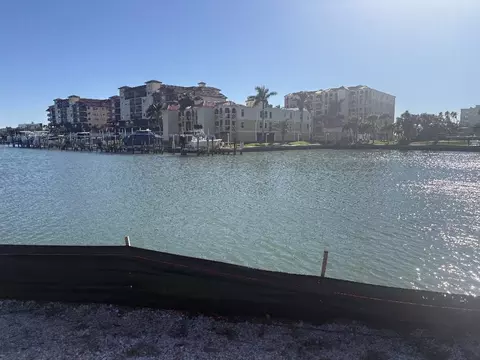 5410 Aloha Dr, Saint Pete Beach, FL 33706