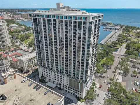 1 SE Beach Dr #1509, Saint Petersburg, FL 33701
