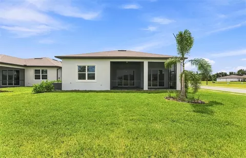 Exterior - 9452 Daylight Dr, Parrish, FL 34219 photo 3 of 6
