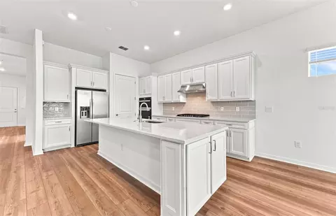 Kitchen - 9452 Daylight Dr, Parrish, FL 34219 photo 1 of 2