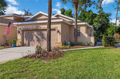 2206 Preservation Dr, Plant City, FL 33566
