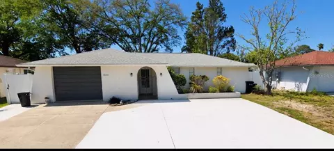 8923 Candlewick Ln, Port Richey, FL 34668