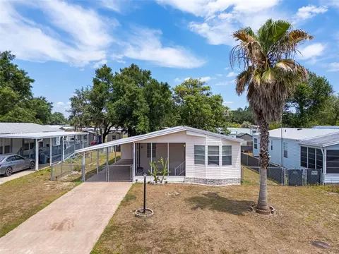 38052 Lawanda Loop, Zephyrhills, FL 33542