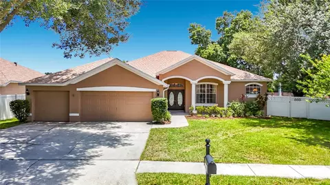 2866 Duncan Tree Cir, Valrico, FL 33594