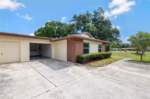 2261 Shelly Dr #D, Palm Harbor, FL 34684