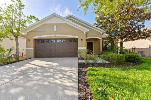 2916 Winglewood Cir, Lutz, FL 33558