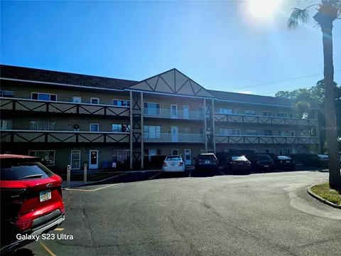 2464 Australia Way E #46, Clearwater, FL 33763