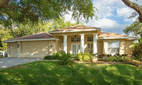 2897 Country Woods Ln, Palm Harbor, FL 34683