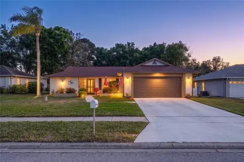 1756 Macdonnell Dr, Palm Harbor, FL 34684
